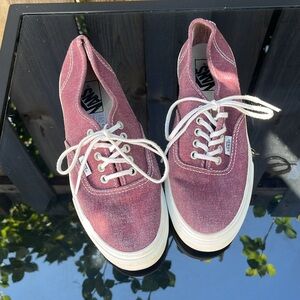 Like NEW mauve purple Vans